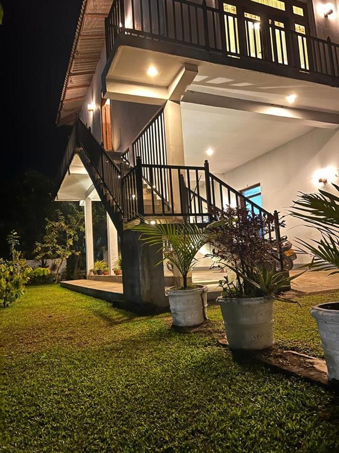 Theon Resort Анурадхапура Екстериор снимка