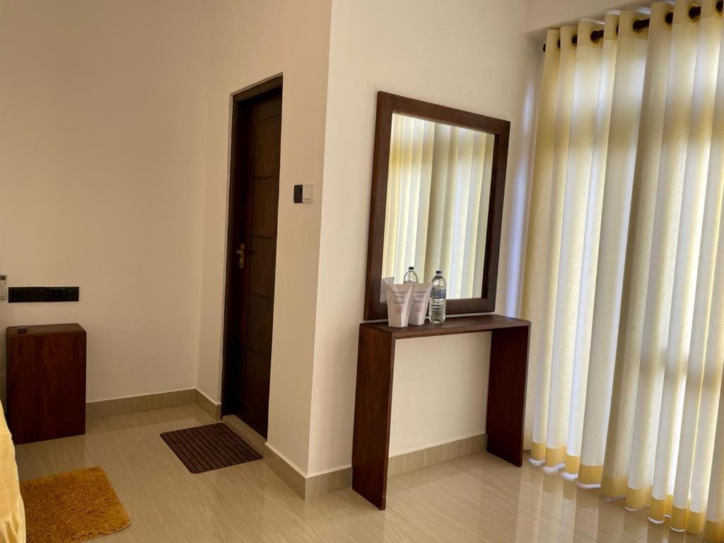 Theon Resort Анурадхапура Екстериор снимка